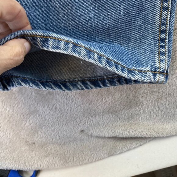 Vintage Levi's Men's 550 Jeans Size 44x30 Relaxed Fit Straight Denim Casual Blue - Picture 9 of 15